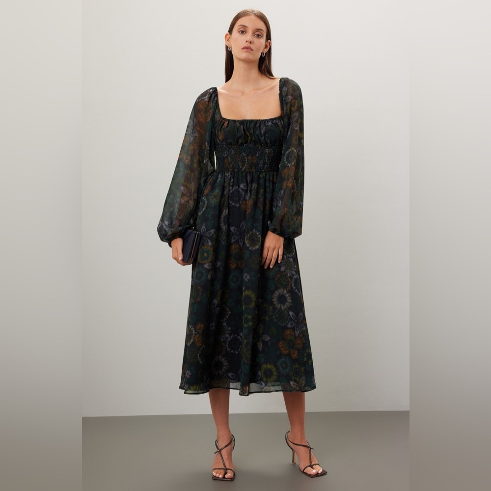 Slate & Willow Dark Floral Long Sleeve Dress